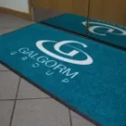 11 estratégias para usar um tapete personalizado com logotipo para agregar valor à marca