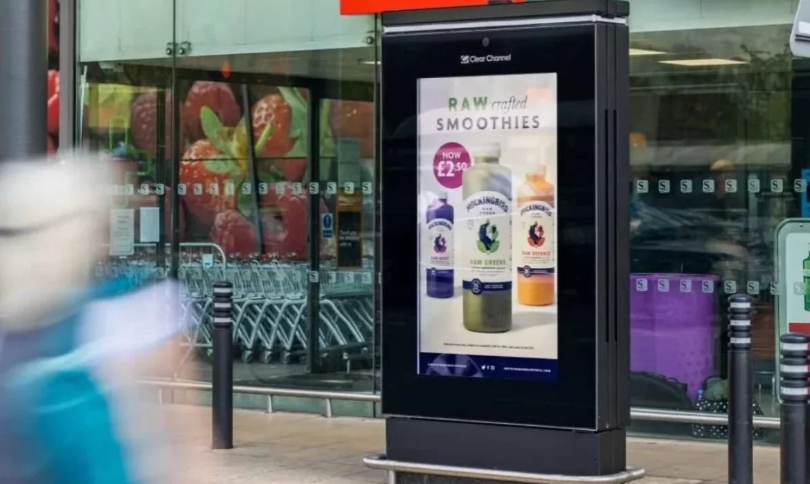 Where Offline Advertising Still Beat Digital in Visibility?